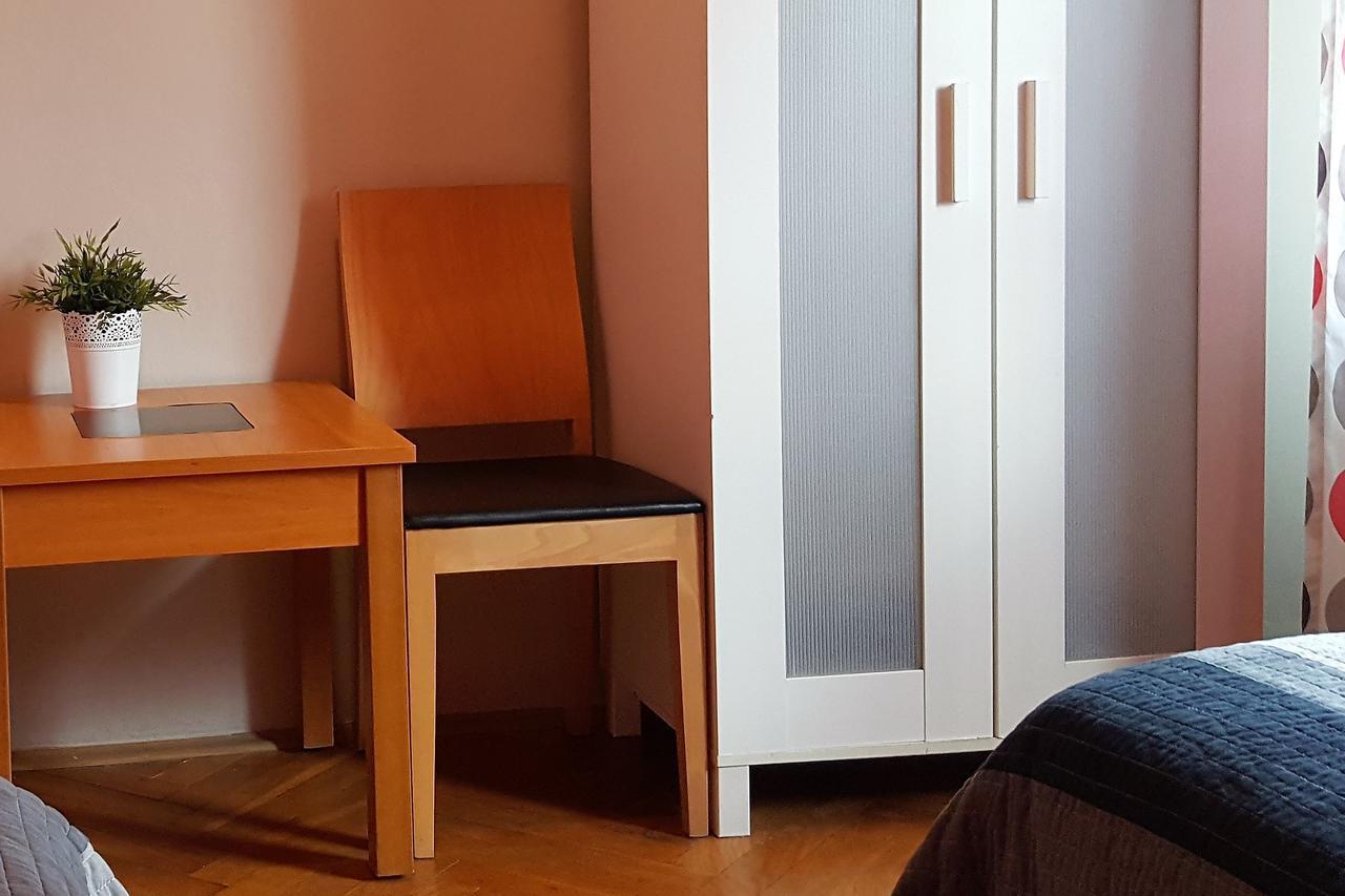 Cinnamon Hostel Вроцлав Екстериор снимка