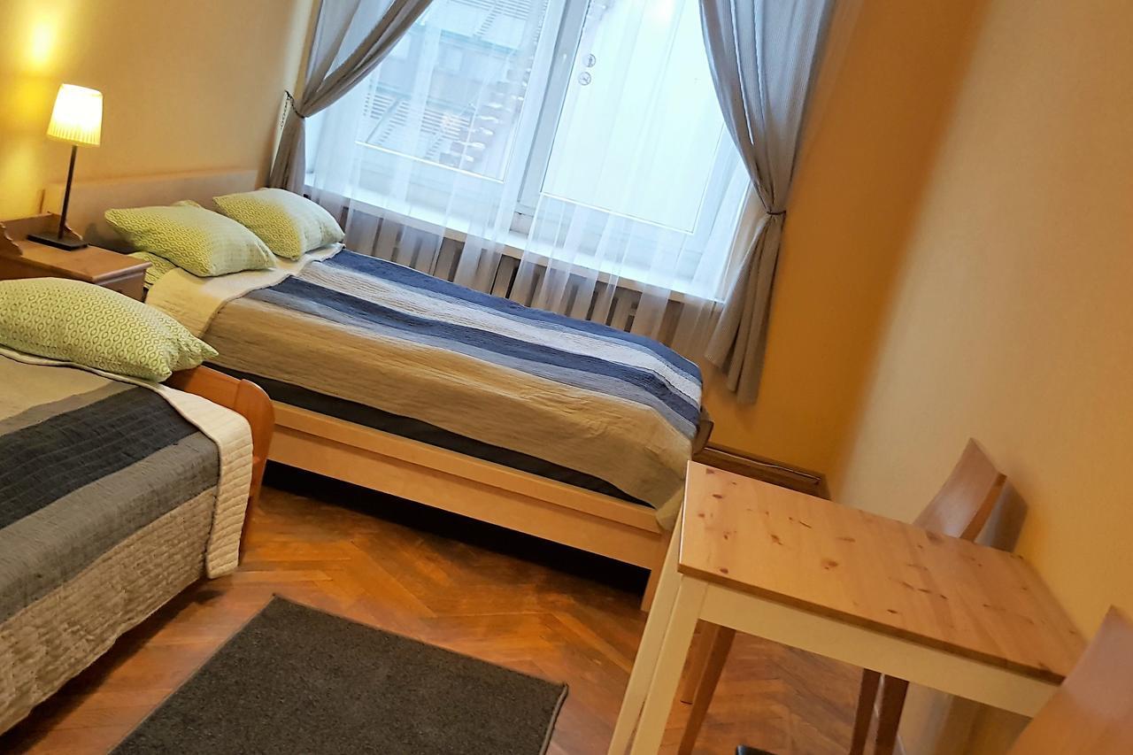 Cinnamon Hostel Вроцлав Екстериор снимка