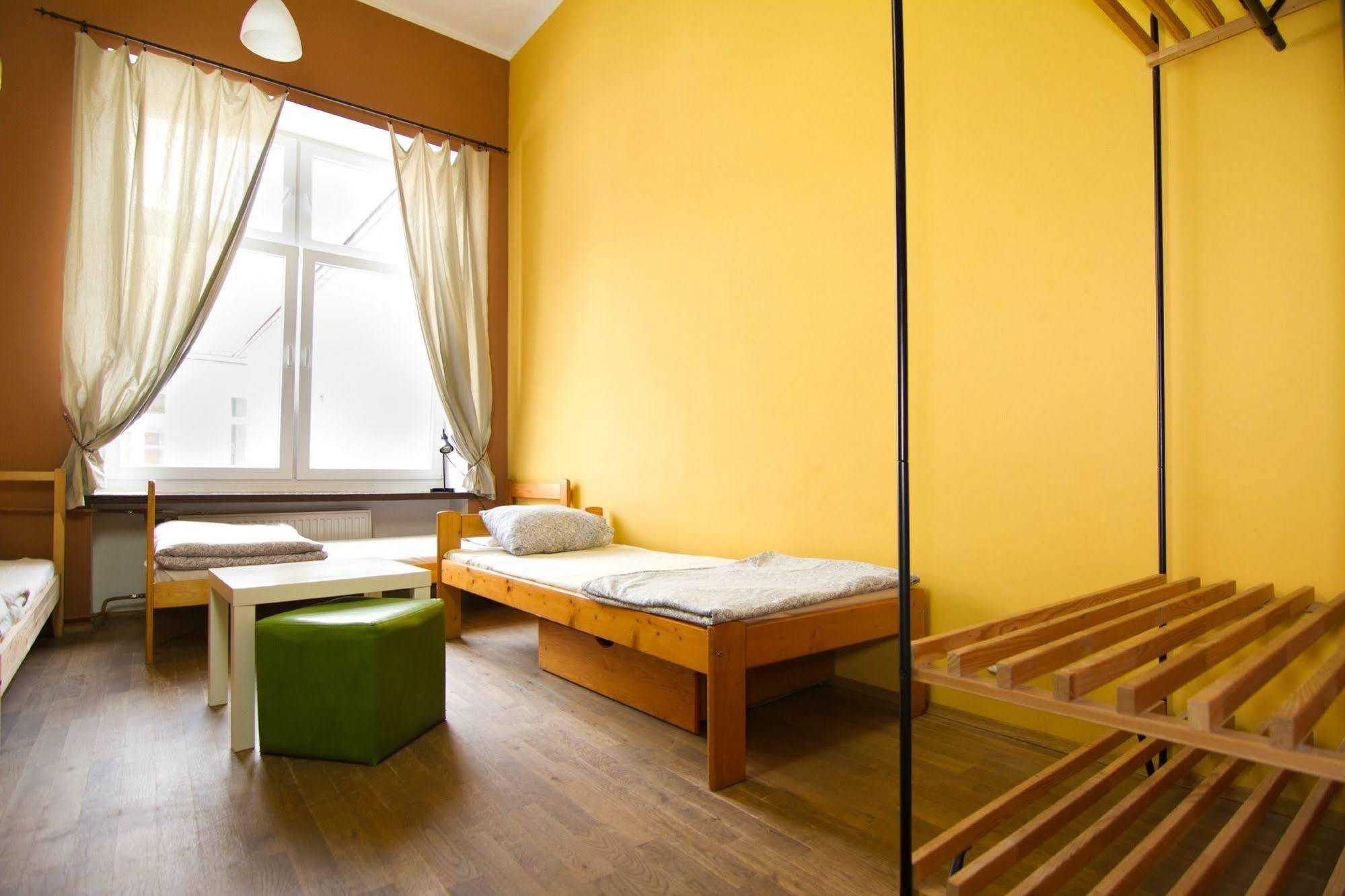 Cinnamon Hostel Вроцлав Екстериор снимка