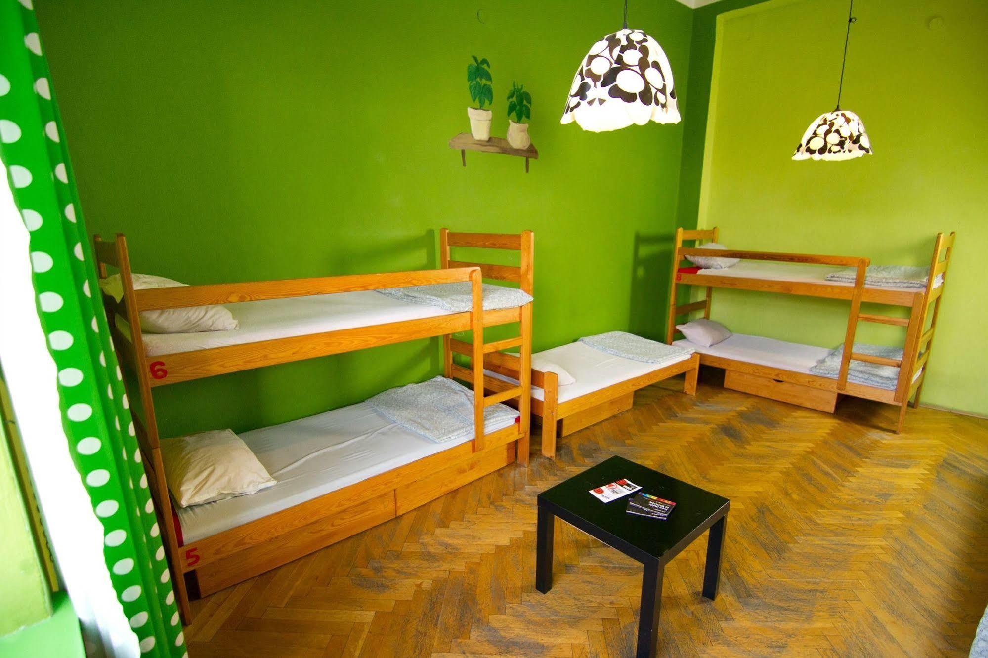 Cinnamon Hostel Вроцлав Екстериор снимка