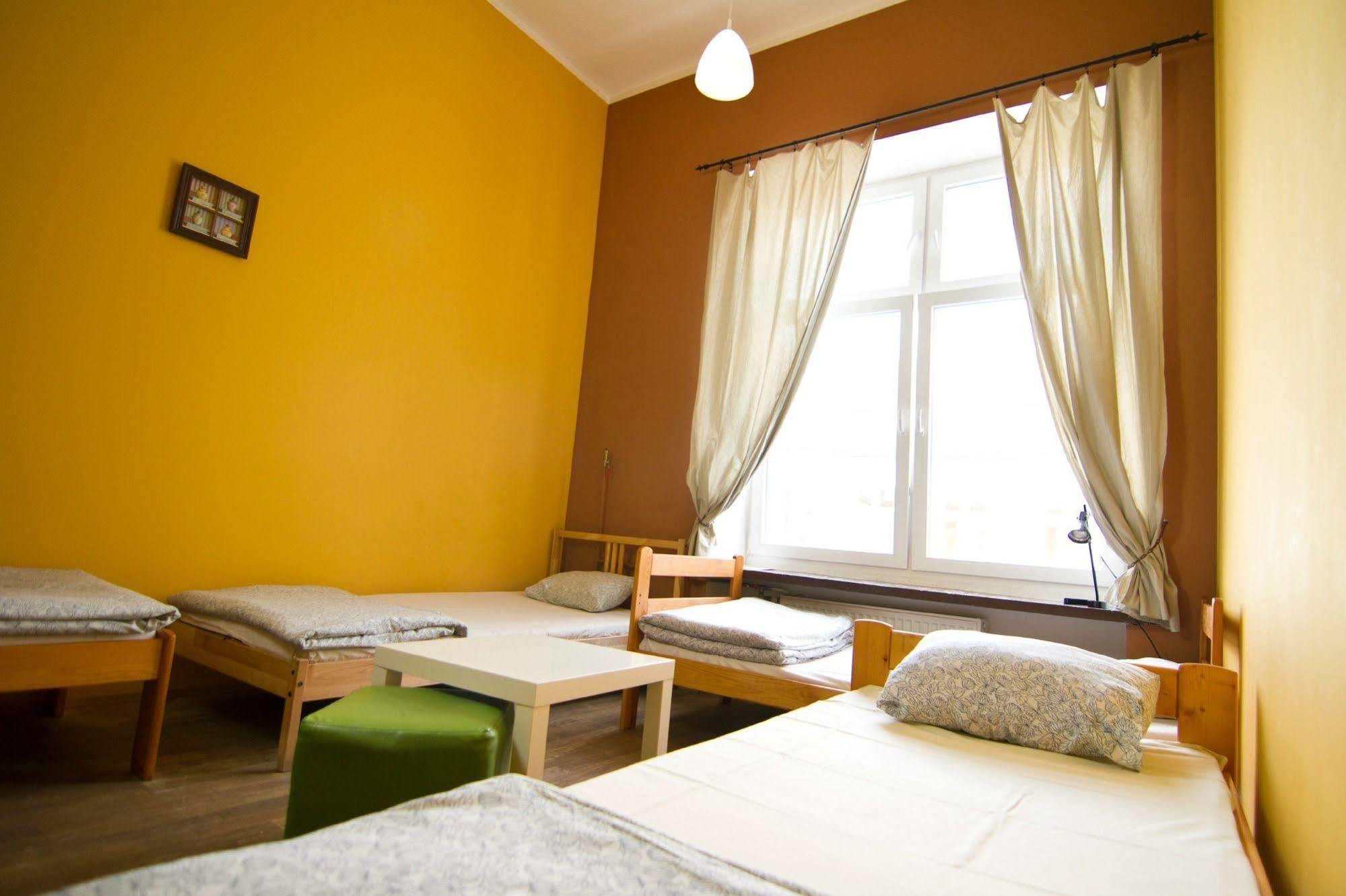 Cinnamon Hostel Вроцлав Екстериор снимка